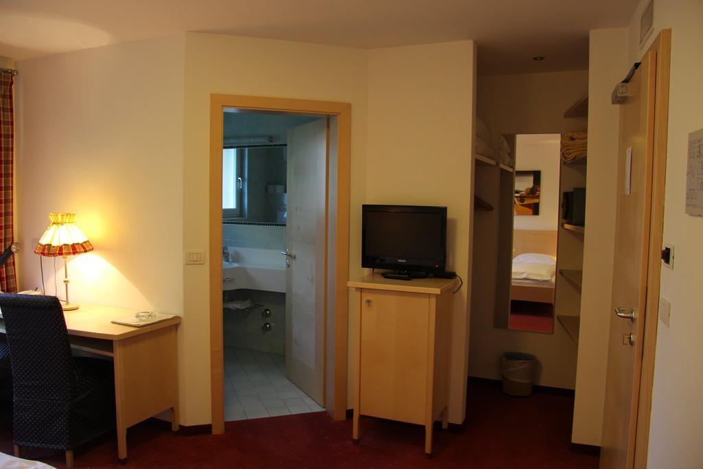Hotel Hanny Bolzano Luaran gambar